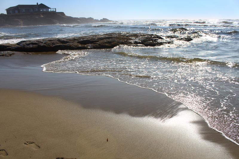 Basalt Gateway: Beginning of Yachats' Rocky Shores