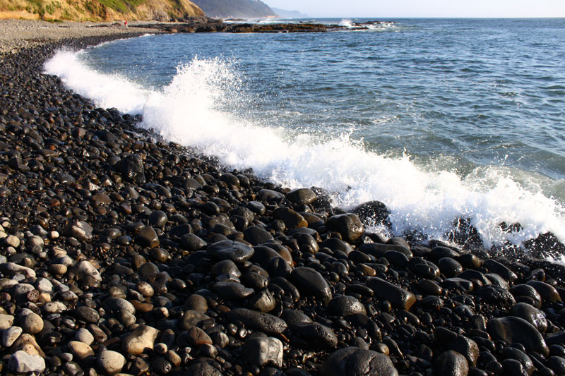 Little Oregon Coast Cove Where Humans Are Outnumbered, Between Florence, Yachats 