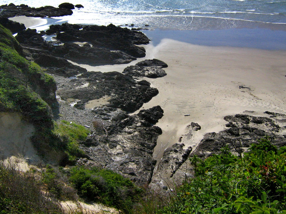 Magnificent Oregon Coast Spot Exists Only Half the Time