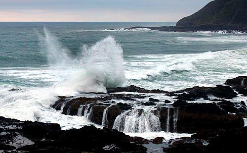 Huge Waves, High Wind Watch for Oregon Coast This Week