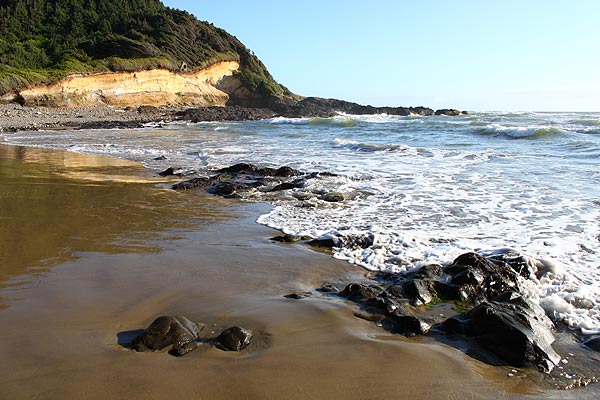 Neptune State Scenic Viewpoint - Intriguing Cliffs, Wild Beach Colors