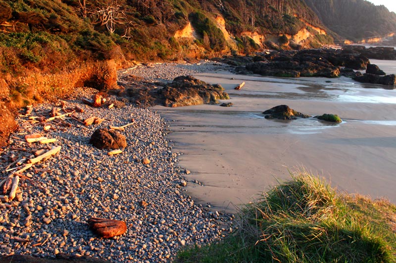 Unnamed Access - Cove-like Beach Near Yachats