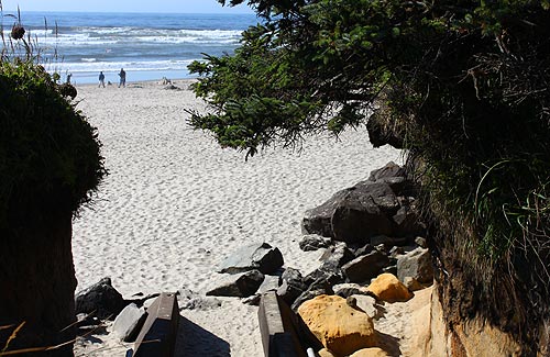 Tillicum Beach in summer