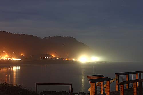 Chasing the Harvest Moon Up the Central Oregon Coast