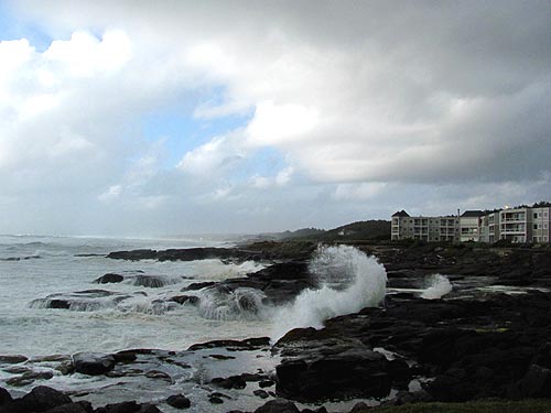 Spectacular Waves at the 804 Trail, Smelt Sands, Yachats Oregon